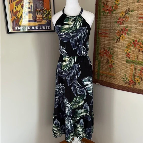 ginger blue dress White Ginger Blue Spaghetti Dress 2XL – By Paradise Found main image 0
